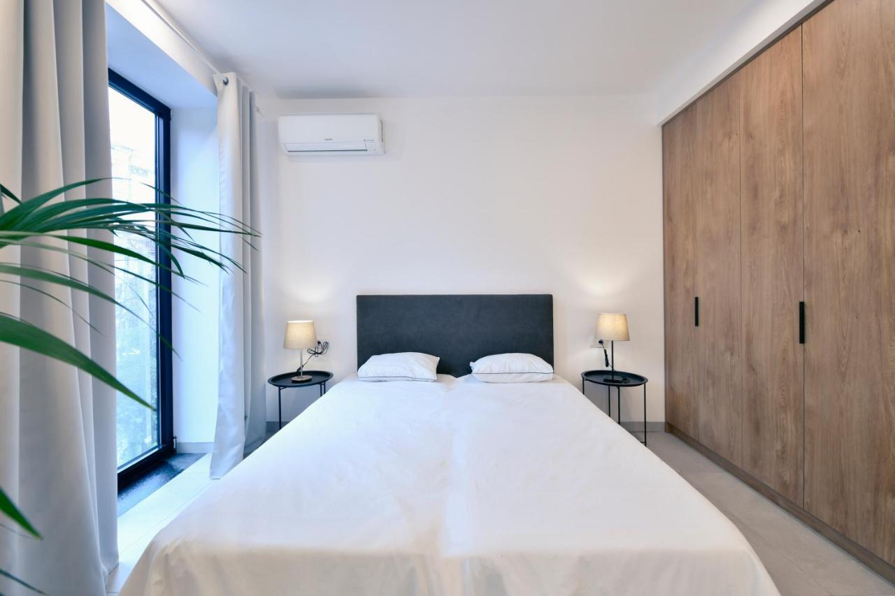 Collective Urban Villa In Tirana Zewnętrze zdjęcie