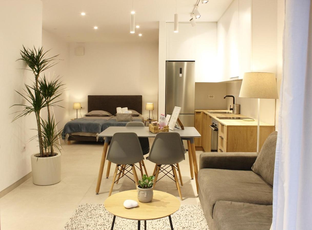 Collective Urban Villa In Tirana Zewnętrze zdjęcie
