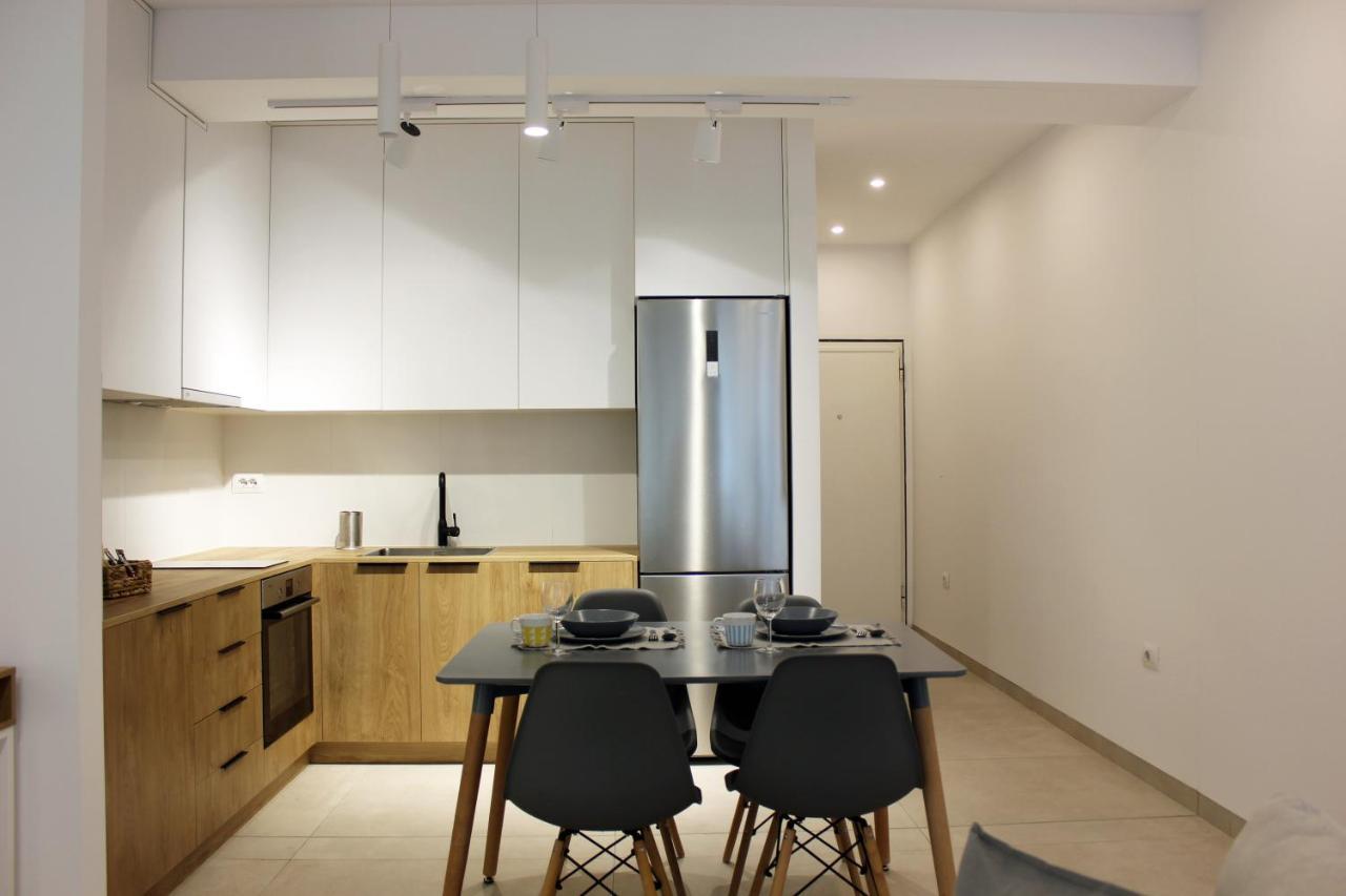 Collective Urban Villa In Tirana Zewnętrze zdjęcie